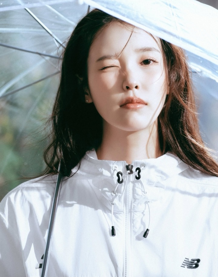 【美化素材】伞底微光，眉眼含星✨